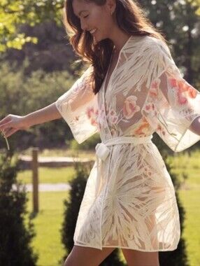 Anthropologue Rya Collection Tamara Sheer Floral Short Kimono Robe Cream, Pink